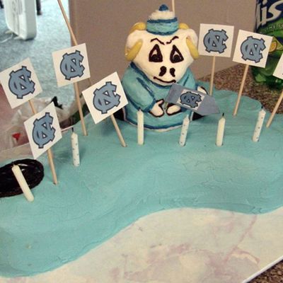 North Carolina Tarheel Cake