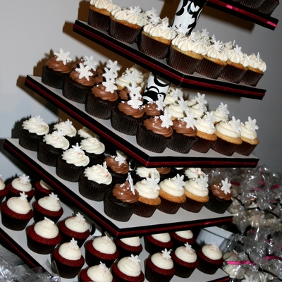 Holiday Cupcake Tower