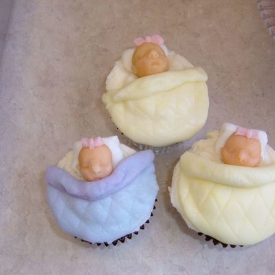 Baby Blanket Cupcakes
