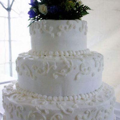 White Wedding Cake 2