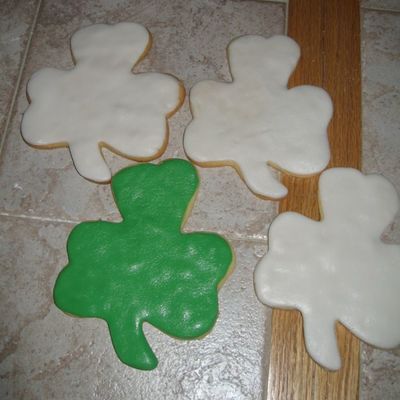 Shamrock Cookies With Rolled Buttercream