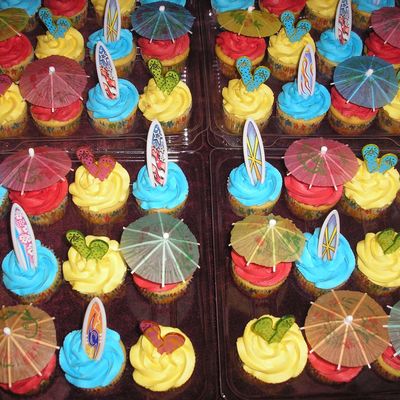 School's Out Cupcakes