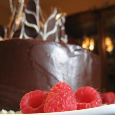 An Elegant Chocolate Birthday Cake