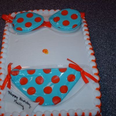 Bathing_Suit_Cake.jpg