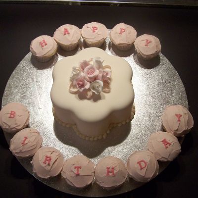 Roses And Cupcakes