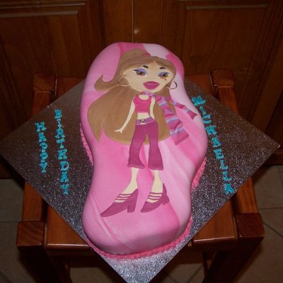 Bratz Cake 2