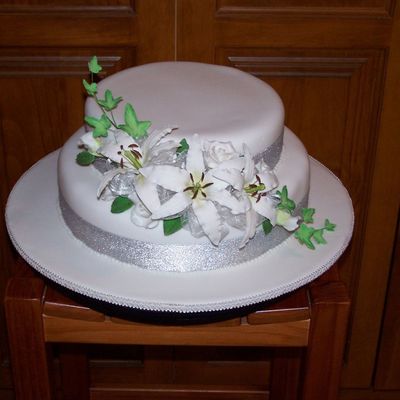 Two Tier Wedding Cake