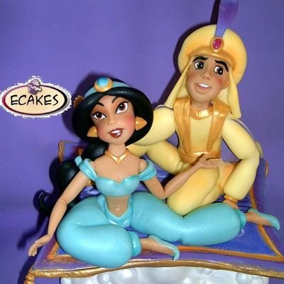 Aladdin And Jasmine Top Cake