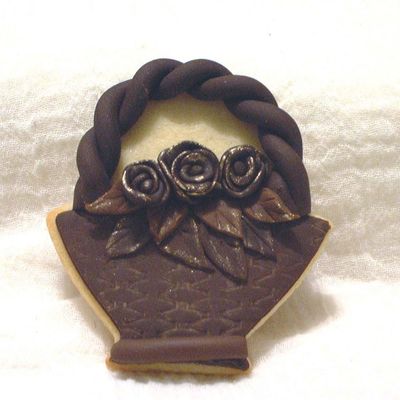 Chocolate Fondant Flower Basket