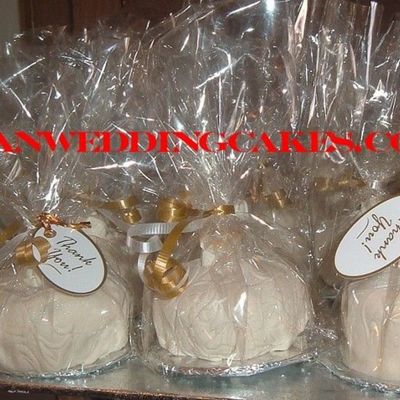 Mini Wedding Cake Favors
