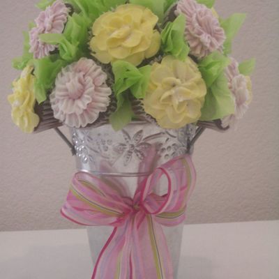 First Cupcake Bouquet