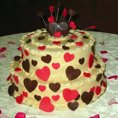 Exploding Hearts Wedding Cake