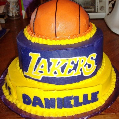 Lakers Basketball Cake