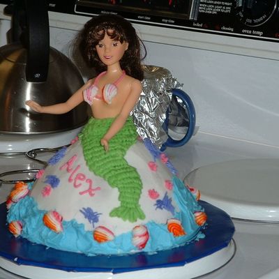 First Mermaid Cake
