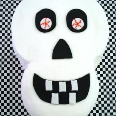 Goth Skull Cake