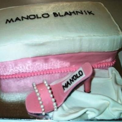 Shoe Box Cake With Shoe