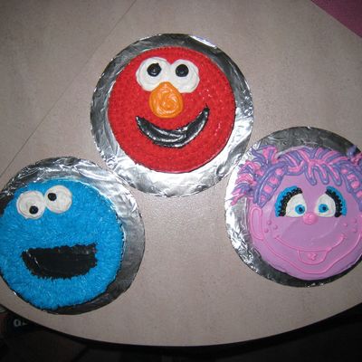 Sesame Street Smash Cakes