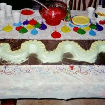 Snake Cake