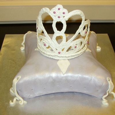 First Pillow/crown Cake