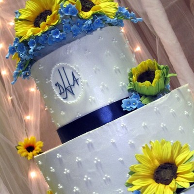 Sunflower Wedding Cake