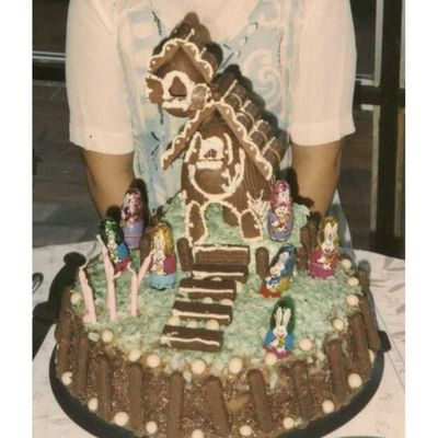 This Was My First Decorated Cake Made For My Daugther I Ve Improved Since Then So I Decided To Post This Picture Just For Inspitation If Y...