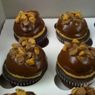 Peanut Butter Cup Cupcakes