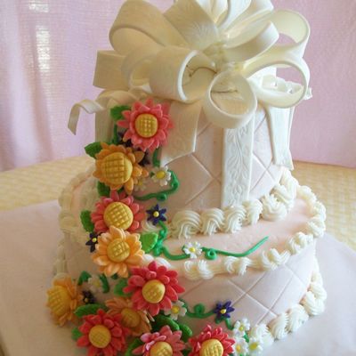 Gianormous Bow Cake!