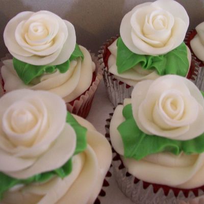 White Chocolate Fondant Roses