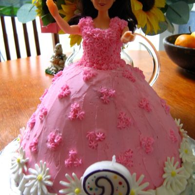 Barbie Cake