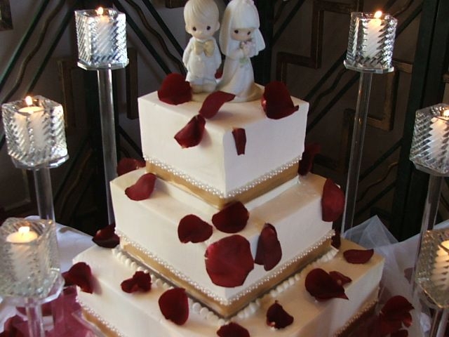 Square Cake With Falling Petals