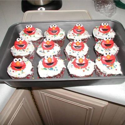 Elmo Ring Cupcakes For Preschool Class