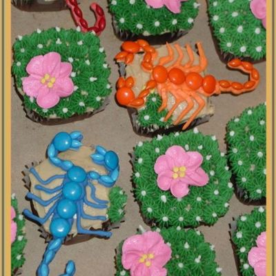 Scorpion And Cactus Cupcakes