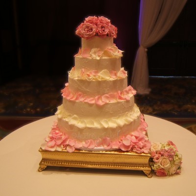 Rose Petals Wedding Cake
