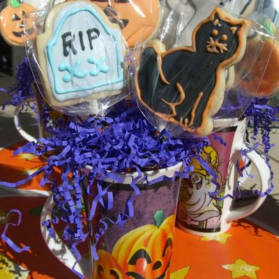 Halloween Cookie Bouquet