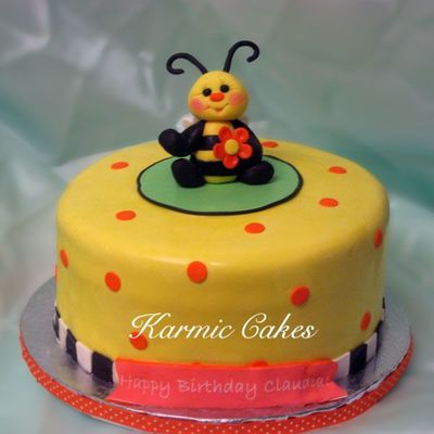 Bumble Bee Cake