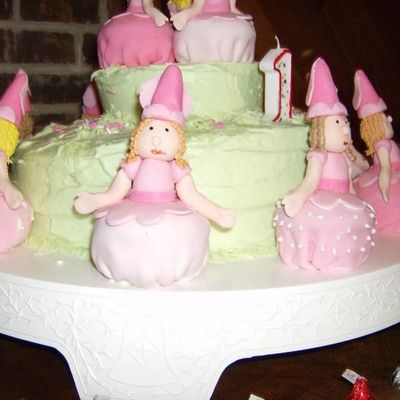 Aarika 1St B-Day Cake