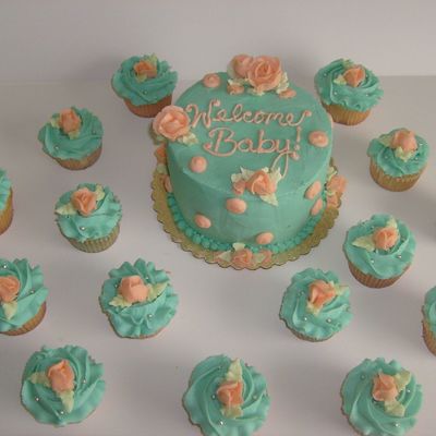 Baby Shower Cake W/ Cupcakes