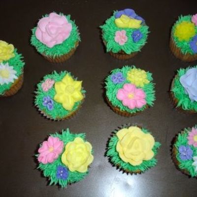 Flowering Cupcakes