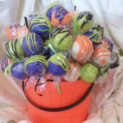 100 Halloween Cake Truffles
