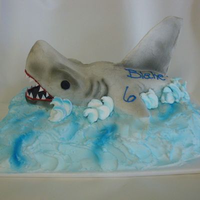 "jaw" Cake