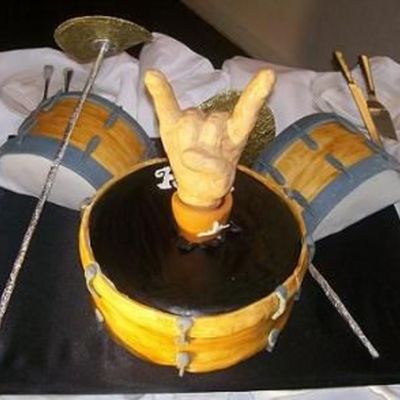 Longhorn Drum Cake