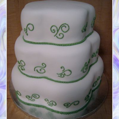 Petal Wedding Cake With Green Detail