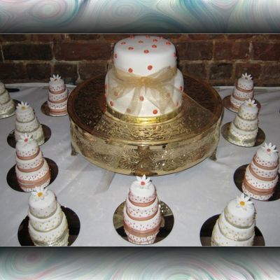 Mini Wedding Cakes