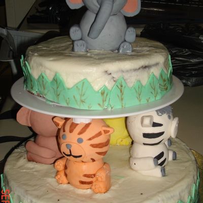 Oh No!!! The Cake Fell Over In My Car.