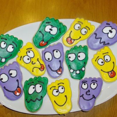 Funny Feet Cookies