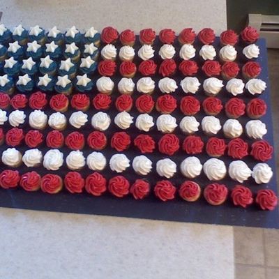 4Th Of July Flag Cupcakes