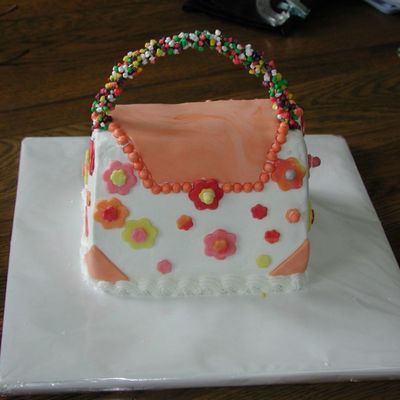 Purse_Cake.jpg