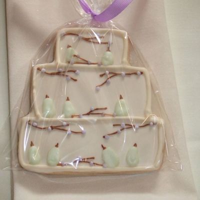 Perfect Pear Wedding Cookies