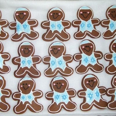 Hanukkah Gingerbread Boys