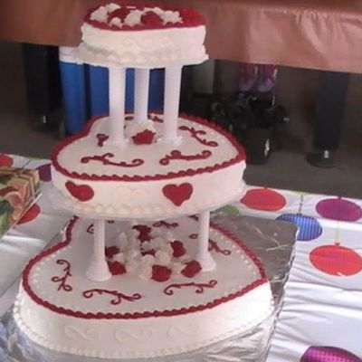 3 Layer Valentine Cake